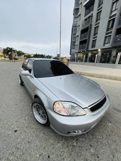 Honda Civic EXi 2000