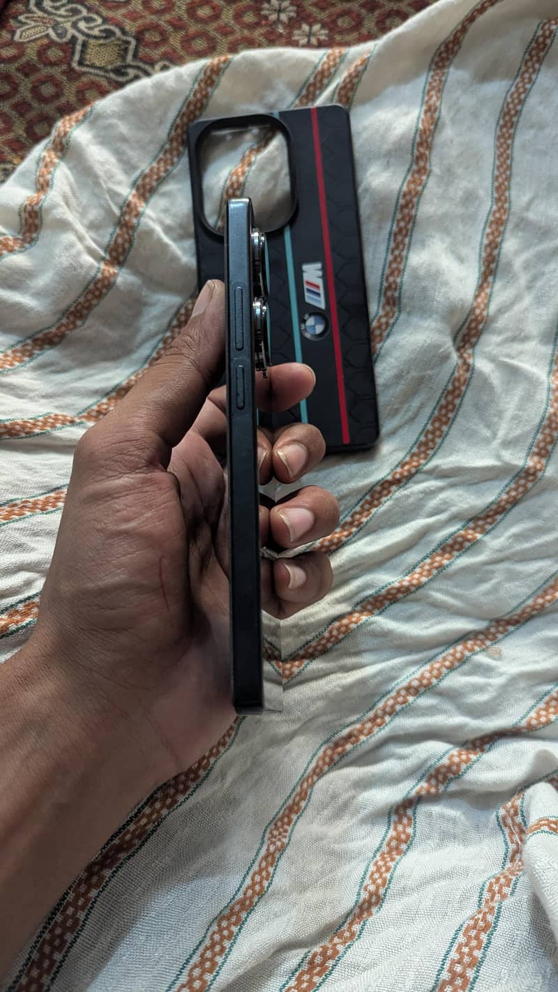 Xiaomi Redmi Note 13 Pro 1