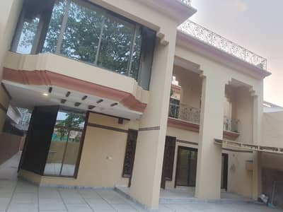 1 Kanal House Available For rent in johar town Near Canal road For Family and Office Use Silent office and Software House