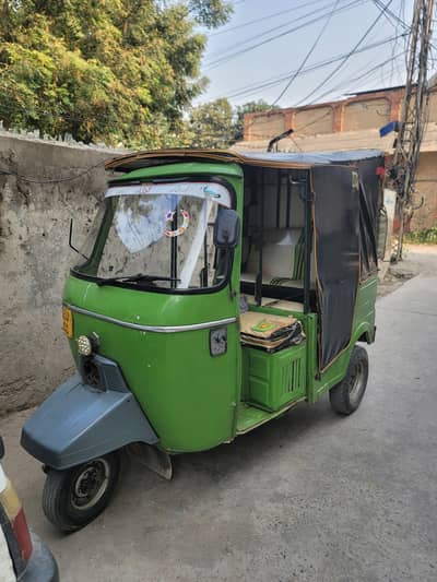 New Asia Auto Rickshaw working condigion