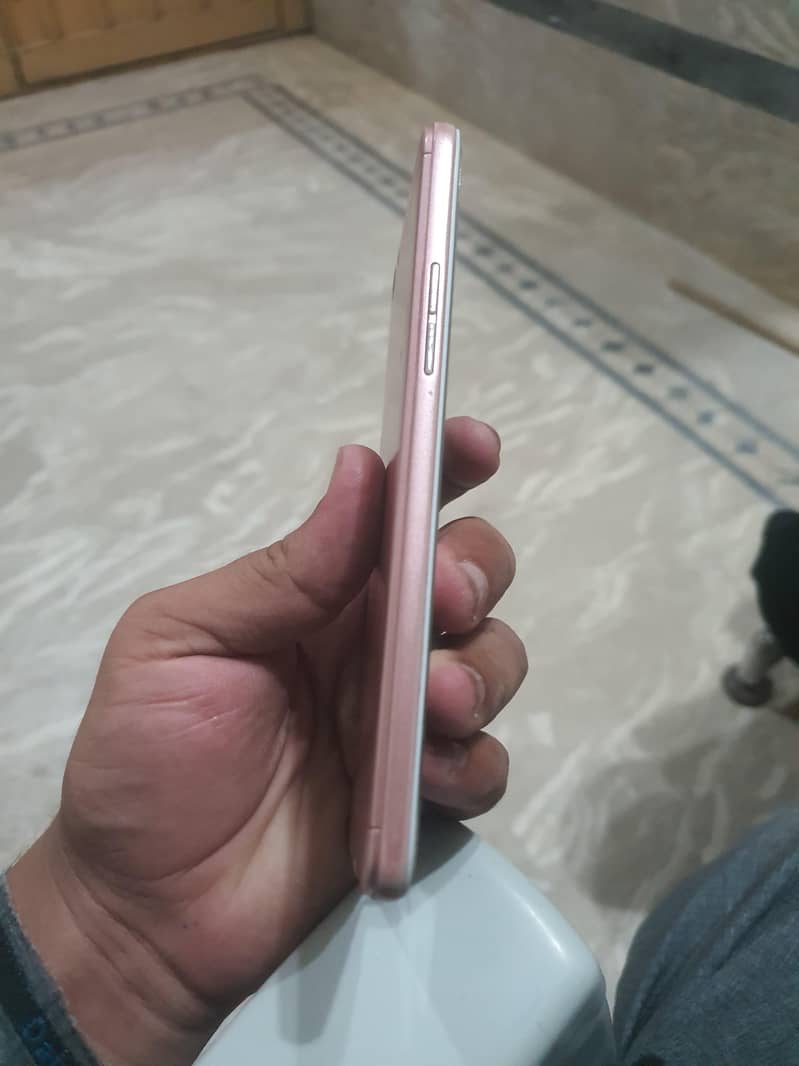 OPPO A57 6