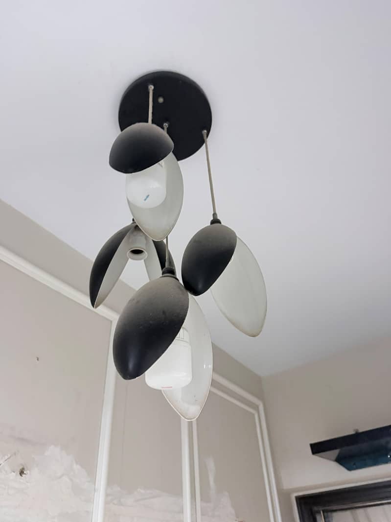 Chandelier 4