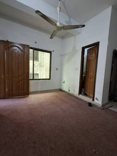 One bed unfurnished apartment available for rent in Islamabad markez