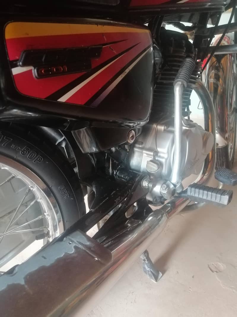 125 2011 model di Khan register hai 9