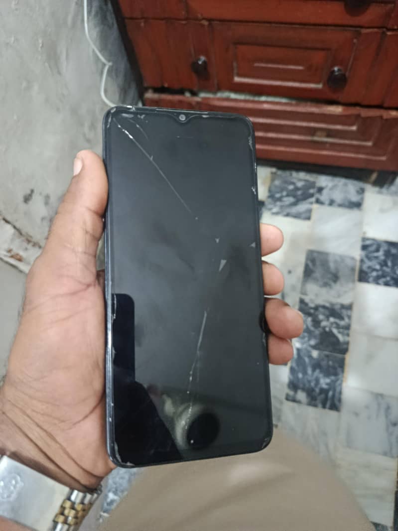 Itel P40 4