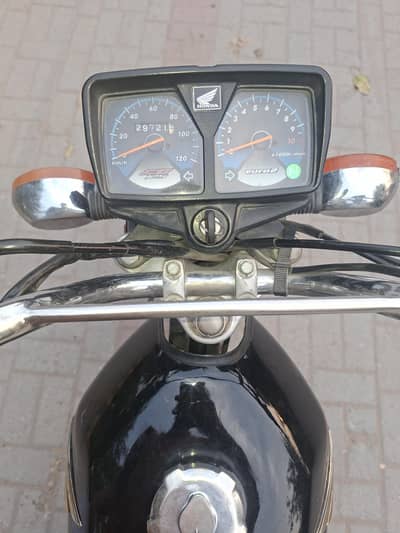 Honda CG125S (Self-Start)