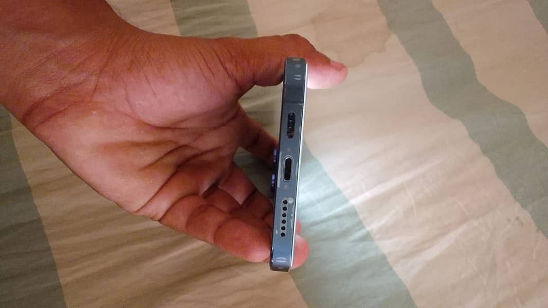 Apple iPhone 12 Pro Max 3