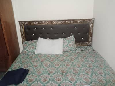 Bed/table/dressing for urgent sale