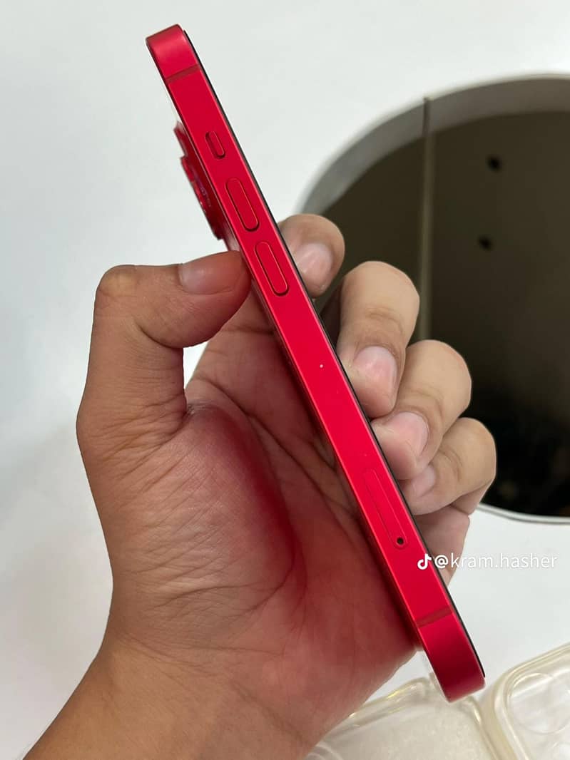 Apple iPhone 14 4