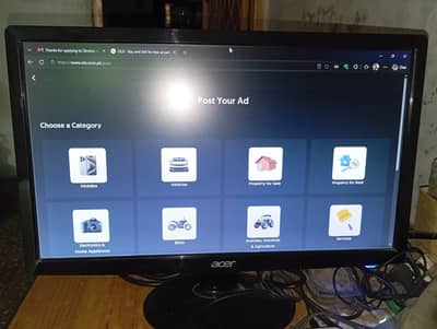 Acer 19 inches LCD Very Slim Dc powered