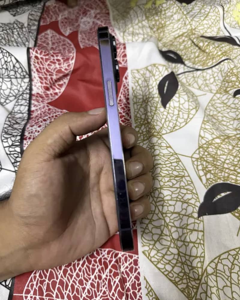 Apple iPhone 14 Pro Max 2