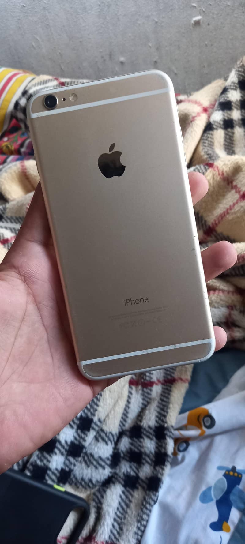 Apple iPhone 6S Plus 7