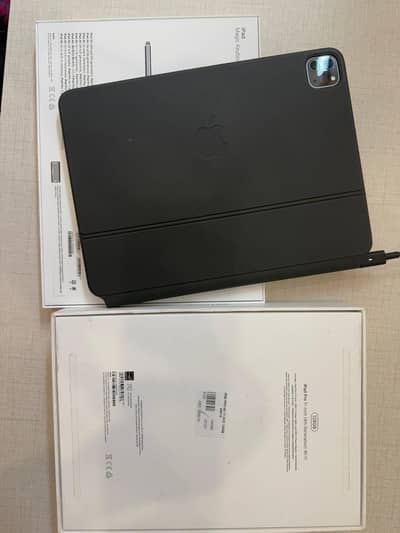 Ipad pro 13 inch m4 wifi+cellular 512gb urgent sale 03258068238