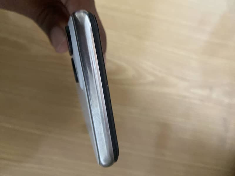 Apple iPhone X 5