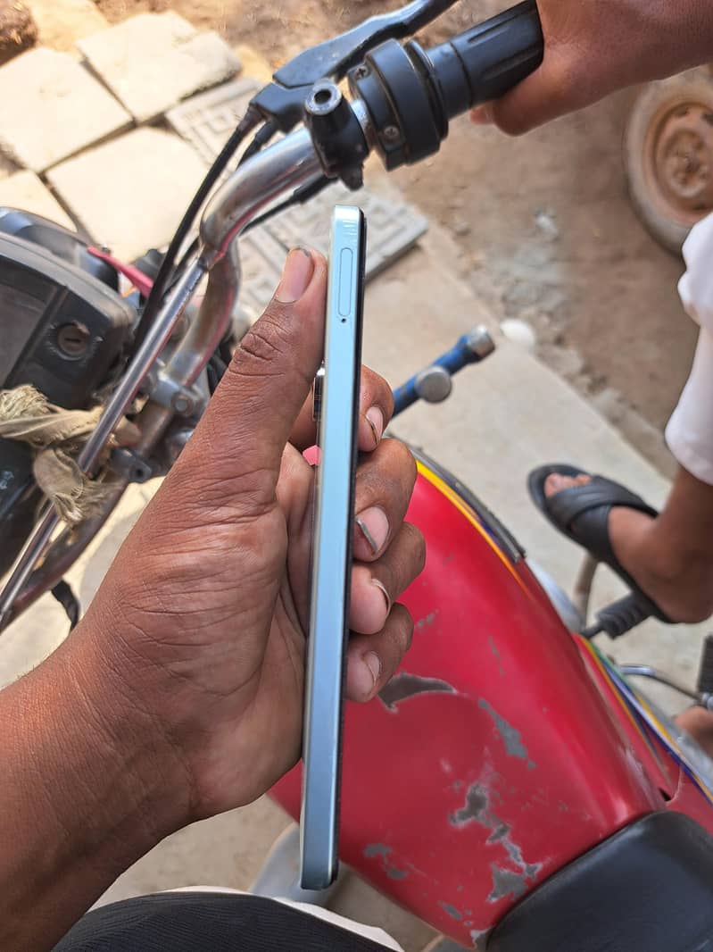 Realme Note 60x 3