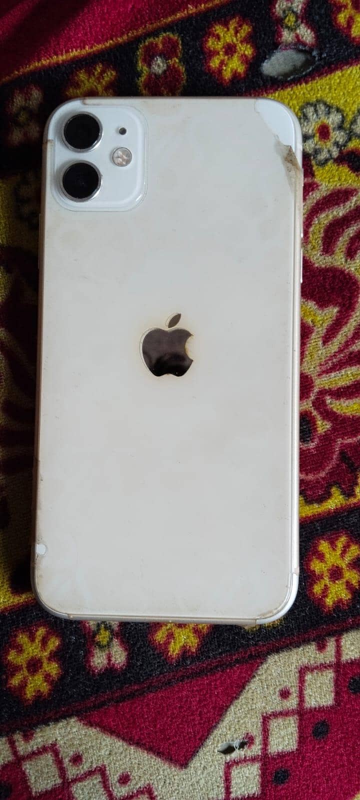 Apple iPhone 11 3