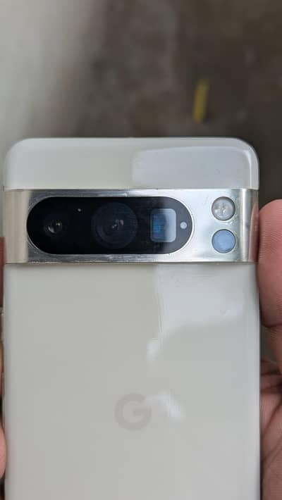 Google Pixel 8 Pro