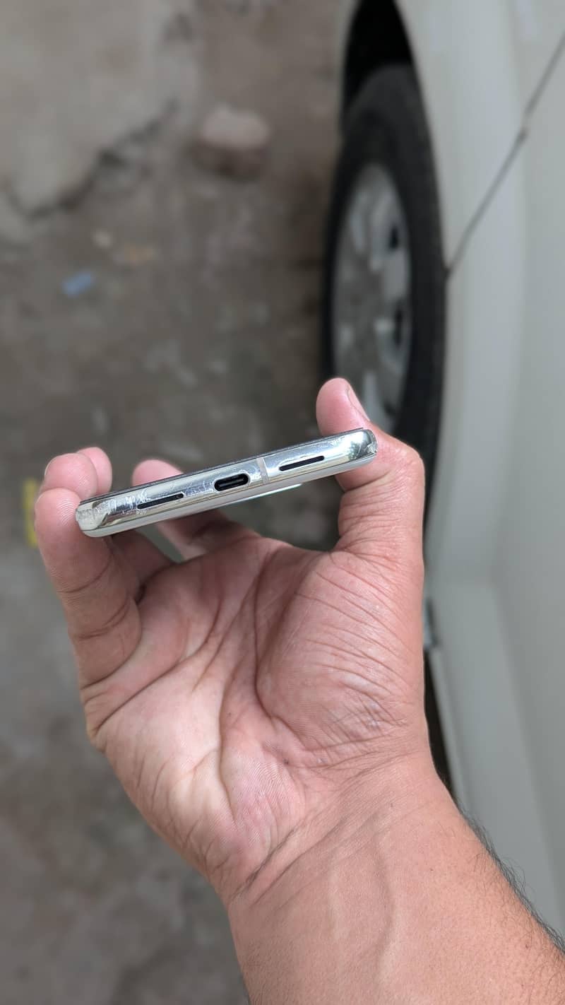 Google Pixel 8 Pro 5