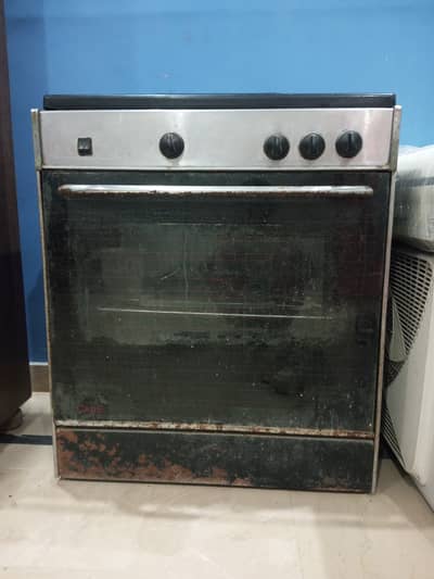 Stove with oven