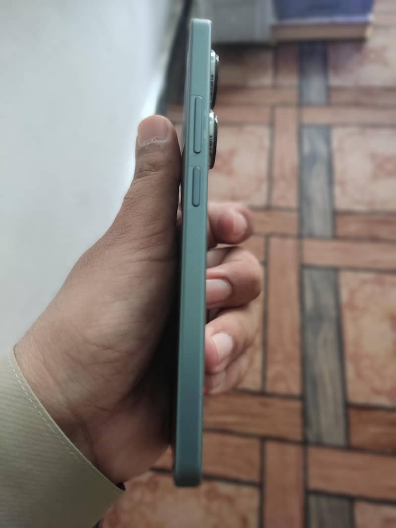 Xiaomi Redmi Note 13 Pro 3