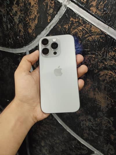 Apple iPhone 16 Pro mobile phone