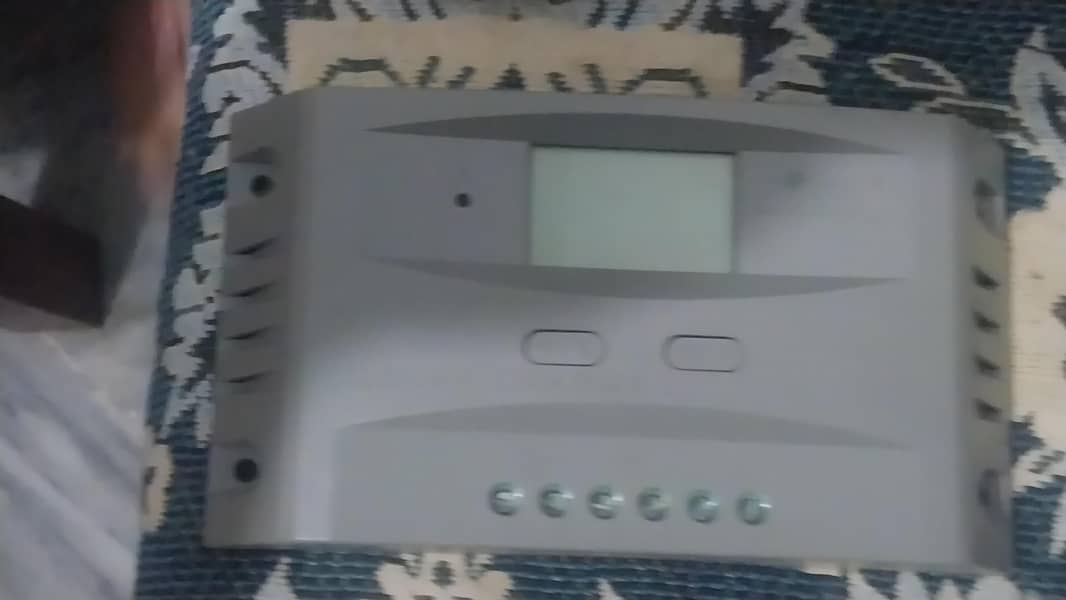 solar CONTROLLER 1