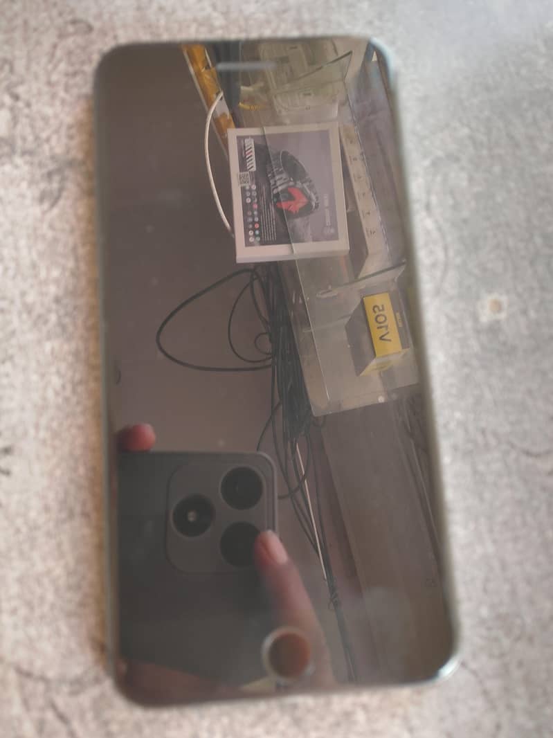 Apple iPhone 8 Plus 1