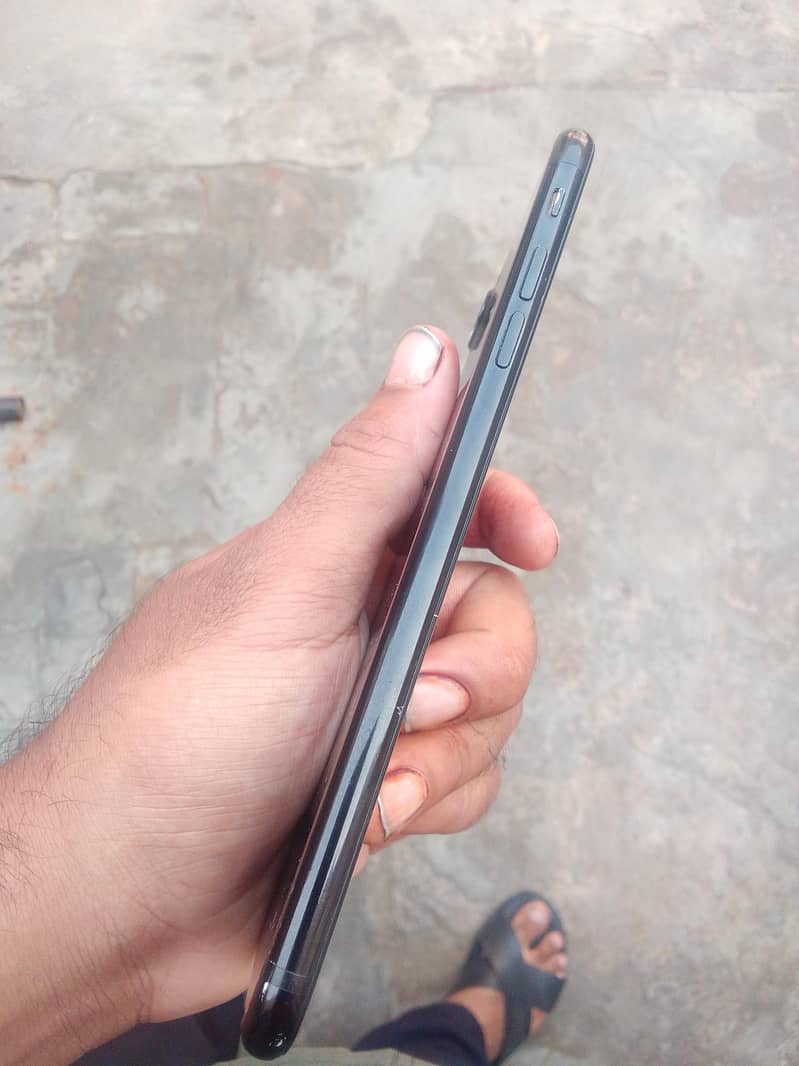 Apple iPhone 7 Plus 1