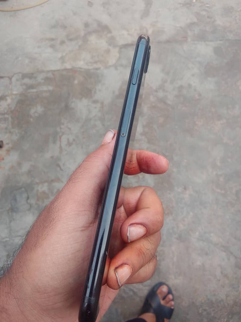 Apple iPhone 7 Plus 3