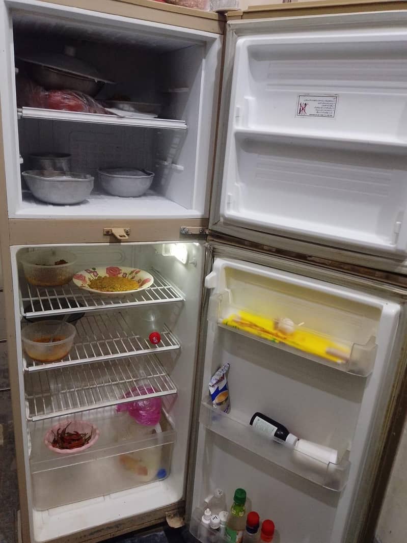 fridge 0