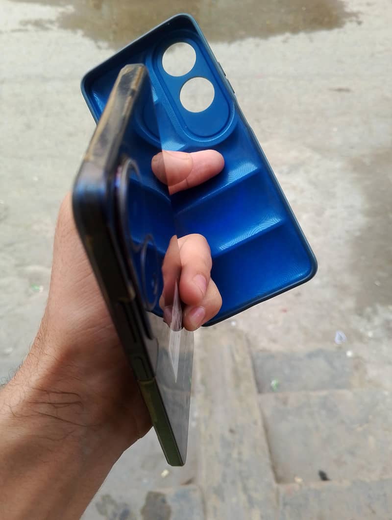 OPPO A60 7