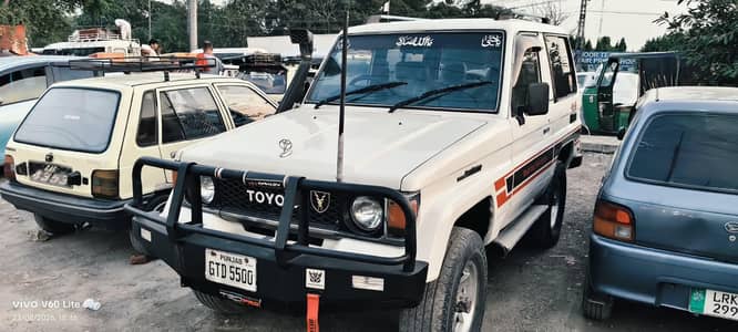 Toyota Land Cruiser Jeep in excellent condition