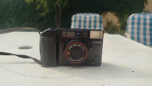 Canon Sure Shot (AF35M / Autoboy) – Vintage 35mm
