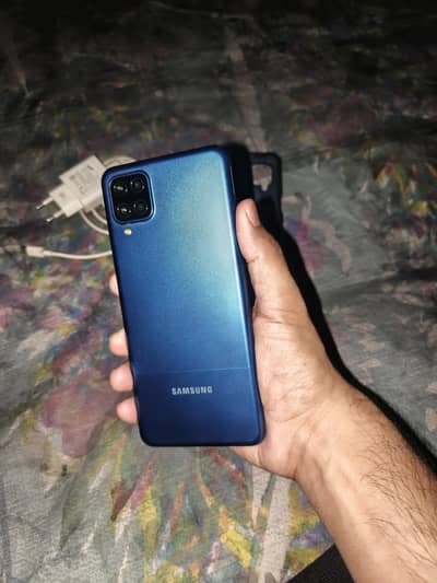Samsung A12 mobile condition okay hai Seal pack mobile