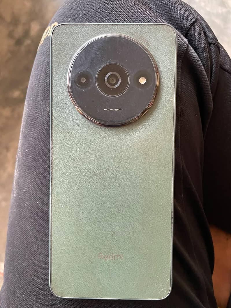 Apple iPhone 13 Pro Max 1