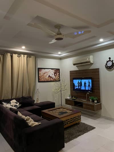 Luxury Furnished Appartments in Bahria Town Lahore weekly And Daily Basis For Rent