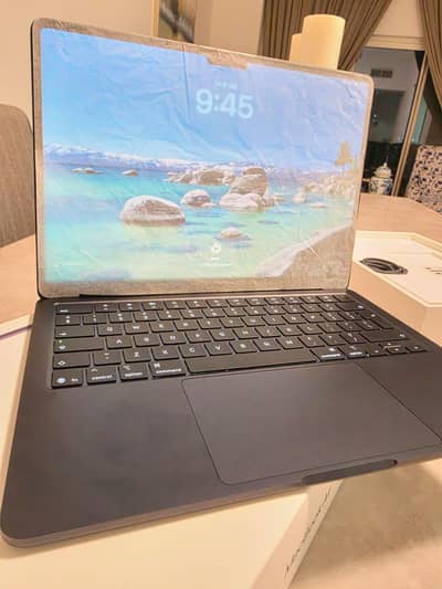 Macbook Air M5 13" 16/512 Lush Piece __ Premium Laptop.