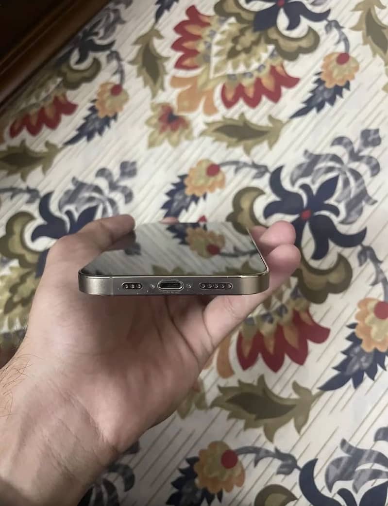 Apple iPhone 12 Pro 2