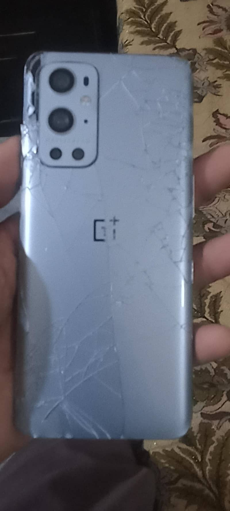 One Plus 9 Pro 4