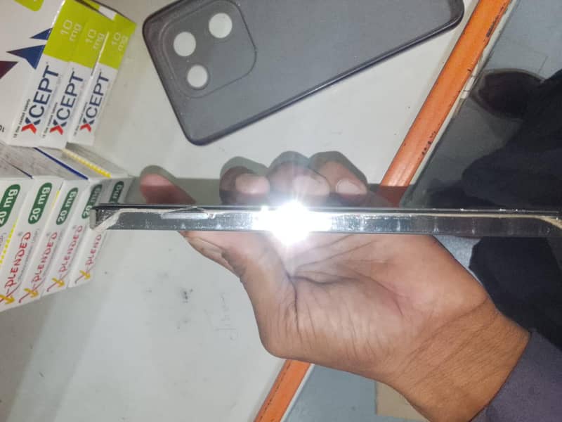 Tecno CAMON 20 0