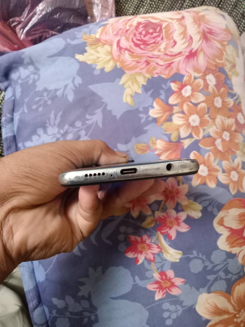 Realme note 9S 6