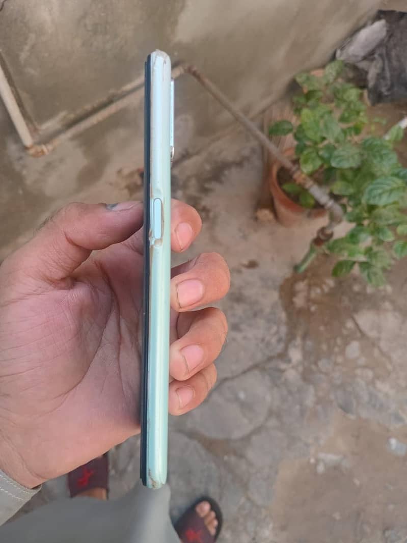 OPPO A52 3