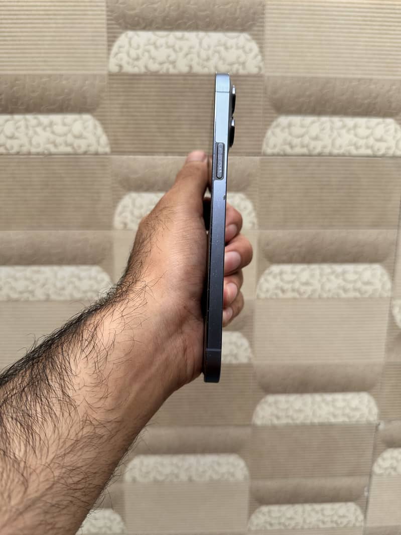 iPhone 13 Pro Max 3