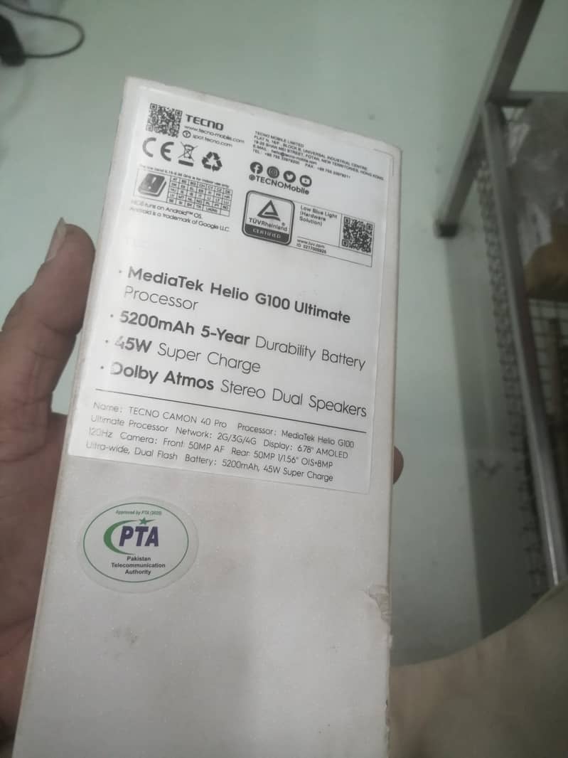 Tecno CAMON 40 Pro 0