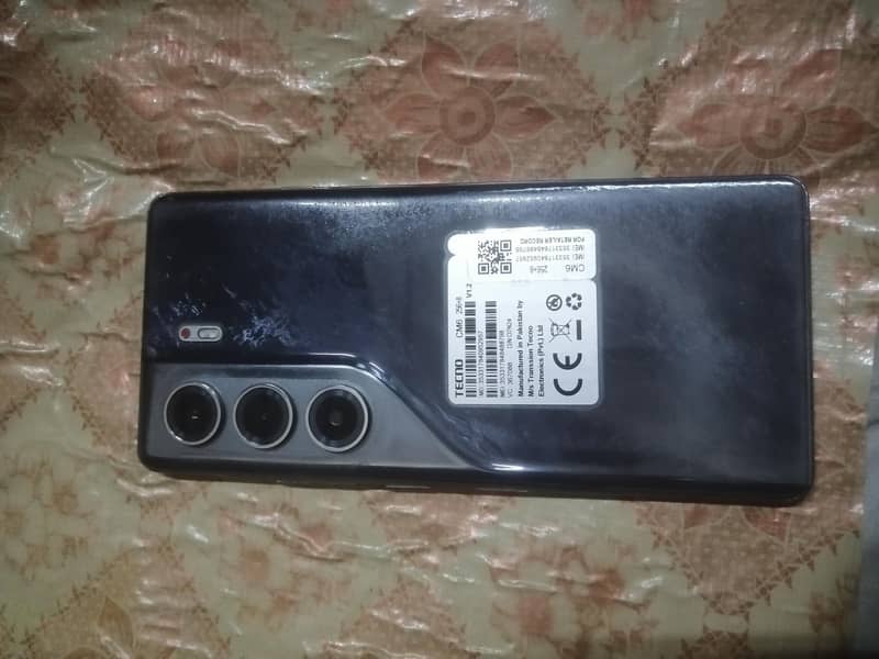 Tecno CAMON 40 Pro 10