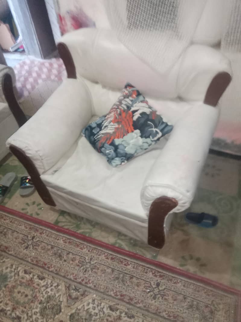 4 seater sofa 1
