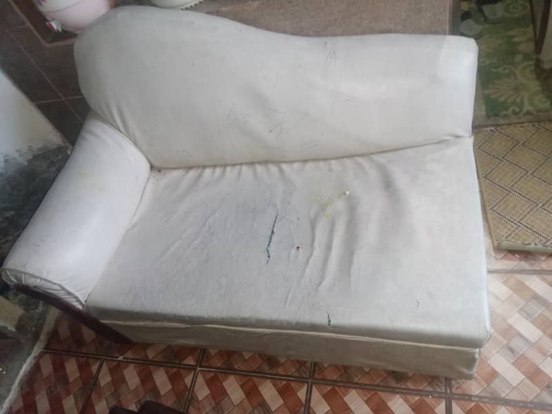 4 seater sofa 2