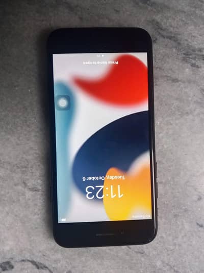 Apple iPhone 7