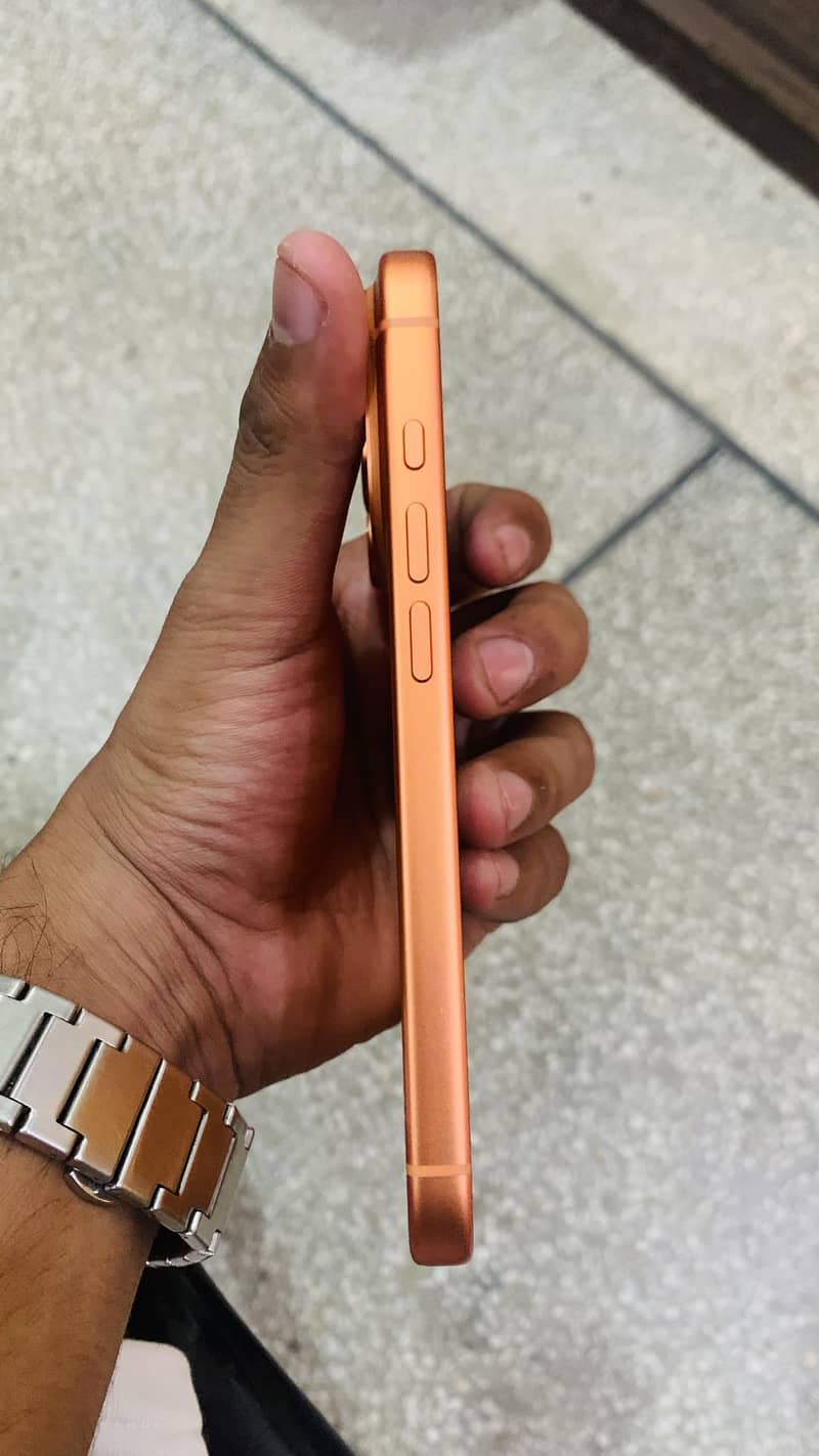 Apple iPhone 17 Pro 2
