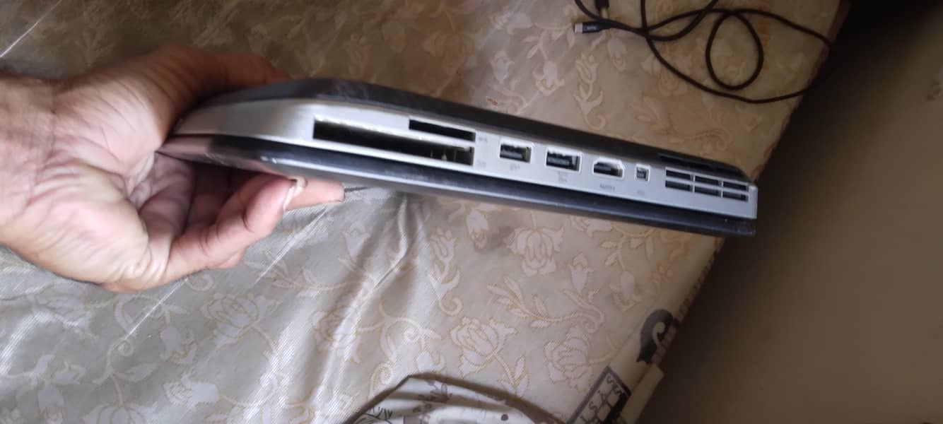 dell core i3 2nd generation 6